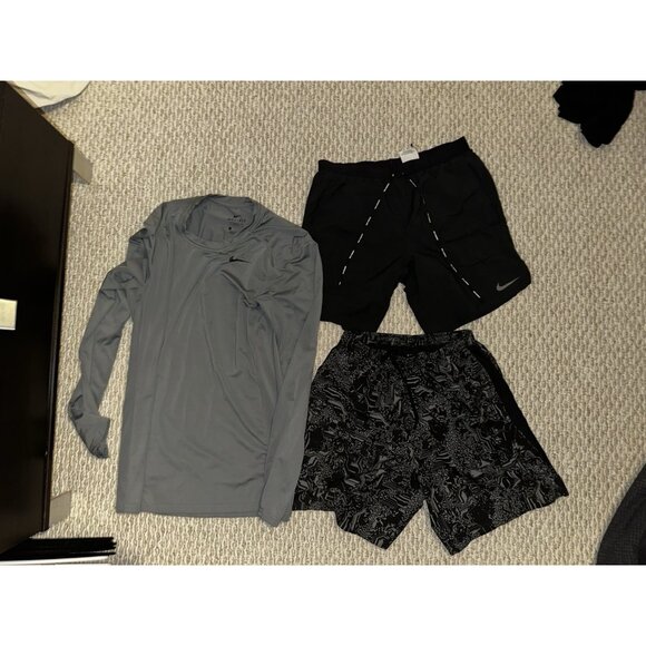 Nike Men’s Dri-FIT Lot Small Long Sleeve Shirt + 2 Running Shorts Black - Picture 1 of 8